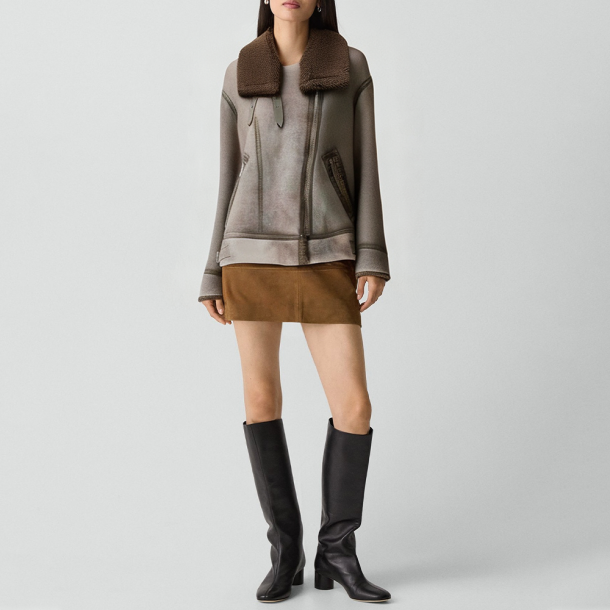 Reversible casual jacket with a lapel collar