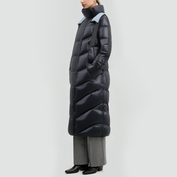 Long shiny quilted puffer down jacket