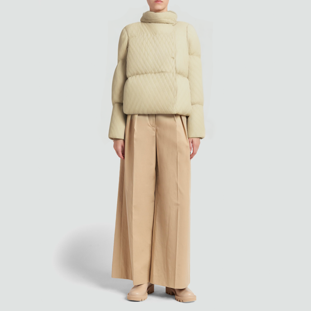 Warm fleece-lined stand-collar down short parka