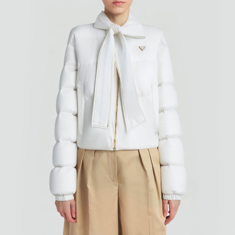 White short down parka with a bow collar