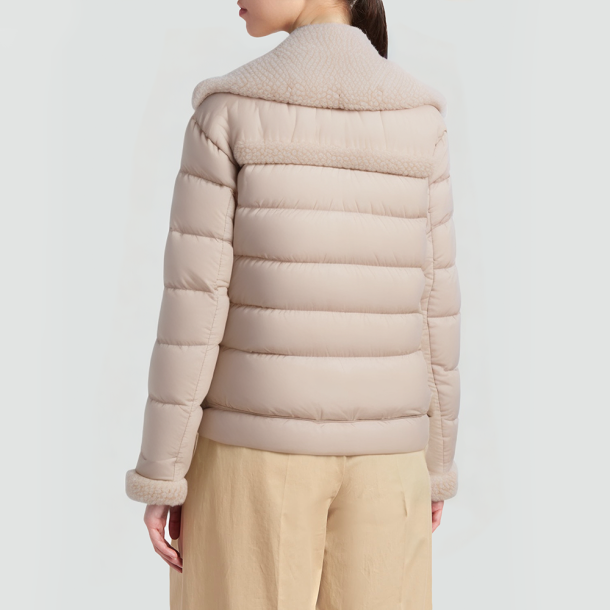 Short down jacket made with a camel hair blend