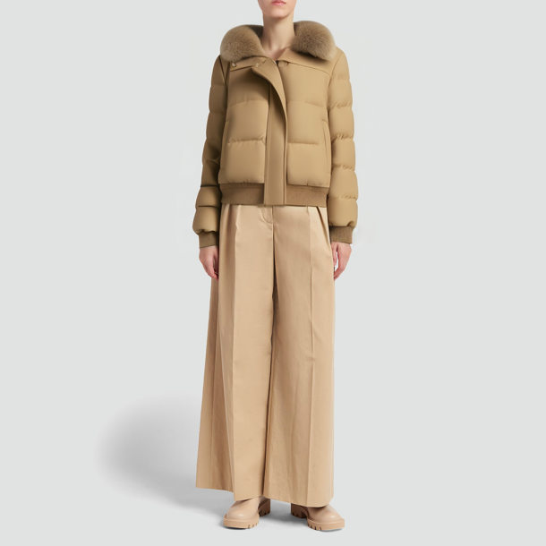 Short down jacket with fox fur collar